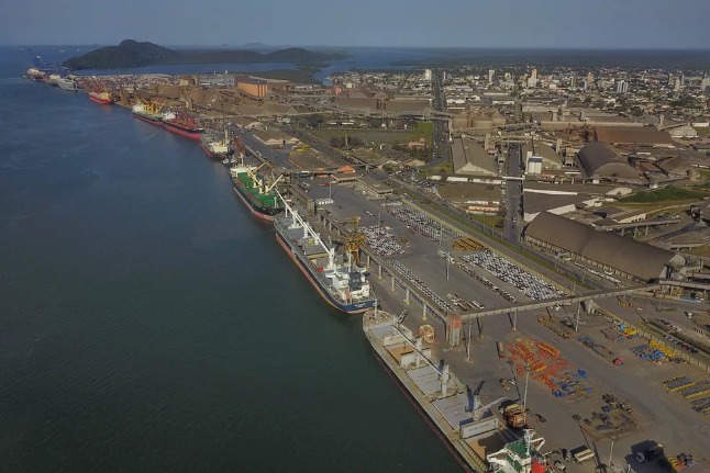 Problemas na BR-277 no Paraná atrasam escoamento da safra agrícola e exportações